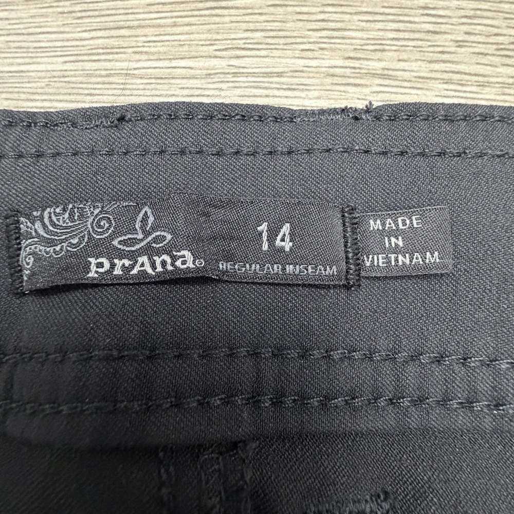 PrAna Halle II Pants Womens 14 Moonrock Roll Up Hiking Convertible Travel Hiking - Picture 13 of 14